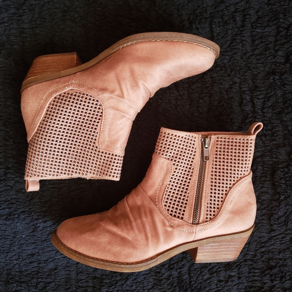 Booties - Picture 8 of 9